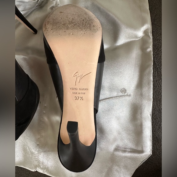 LIKE NEW-Very gently worn. Suede & leather combo sling back w/ platform front - Picture 6 of 7